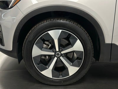 2024 Volvo XC40 B5 Core